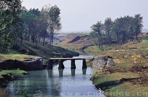 河南吳桂橋