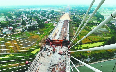 繁華大道跨南淝河大橋。